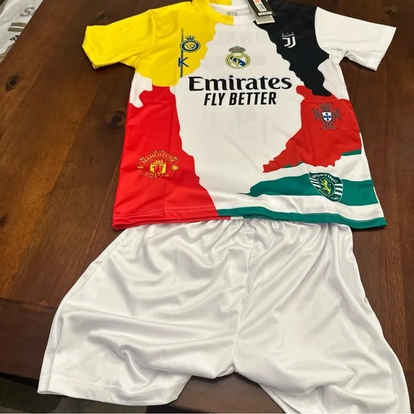 Christiano Ronaldo #7Commemorative Soccer kids Set Jersey/Short Fits Large Youth - Picture 2 of 6